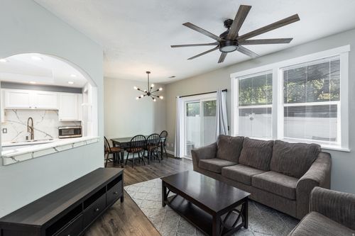 182 Daisyfield Dr, Draper, UT, 84020-7977 | Card Image