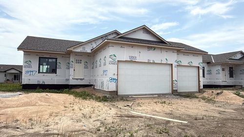 8997 E Joshua St, Bel Aire, KS, 67226-2371 | Card Image
