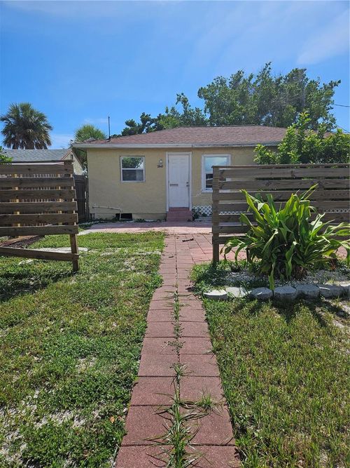 7810 Boca Ciega Dr, ST PETE BEACH, FL, 33706-1734 | Card Image