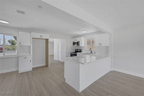 2005 Jansen Ave, Las Vegas, NV, 89101-1257 | Card Image