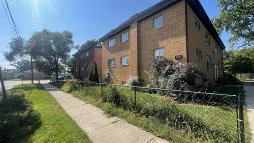 2-1014 Edwards St, Waukegan, IL, 60085-2824 | Card Image