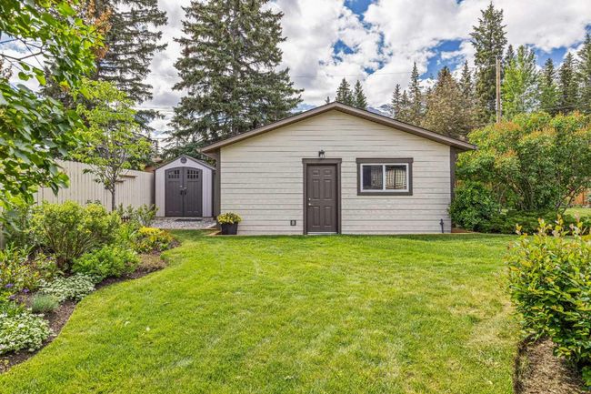 949 13 St, House other with 3 bedrooms, 2 bathrooms and 4 parking in Canmore AB | Image 36