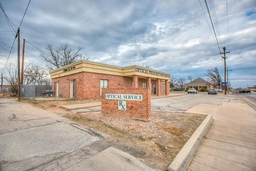 401 W Highland Blvd, San Angelo, TX, 76903-7314 | Card Image