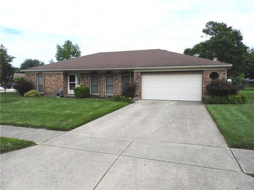 4024 Loop Dr, Englewood, OH, 45322-2661 | Card Image