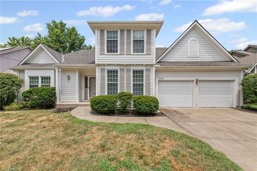 14529 S Greenwood St, Olathe, KS, 66062-9009 | Card Image