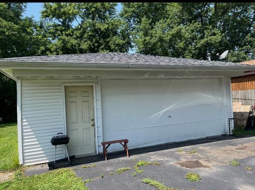 6918 Garden Ln, Bridgeview, IL, 60455-1026 | Card Image