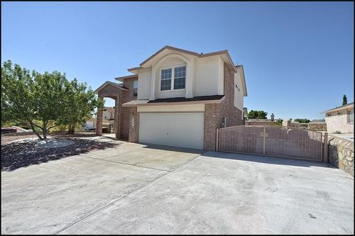 4376 Loma Taurina Dr, El Paso, TX, 79934-3794 | Card Image