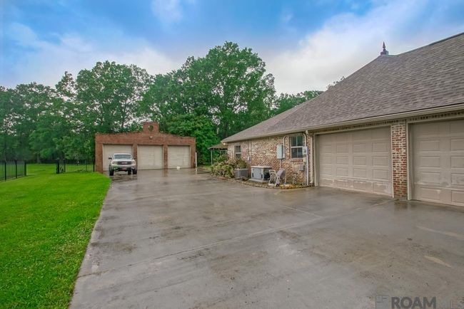 424 Clover Ridge Dr, House other with 4 bedrooms, 3 bathrooms and 4 parking in Jackson LA | Image 26
