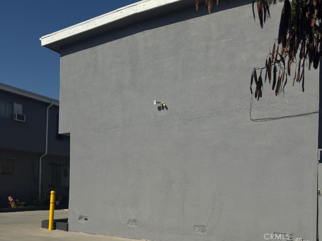 Residential Income in Los Angeles 2