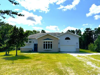 Front of Home | Image 1