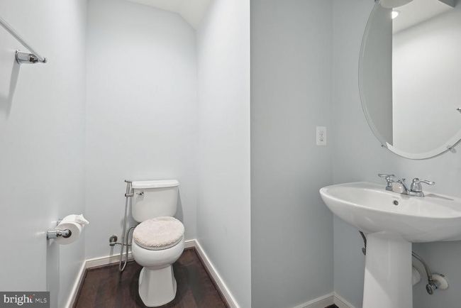 25562 Casale Ter, Townhouse with 3 bedrooms, 3 bathrooms and null parking in CHANTILLY VA | Image 6