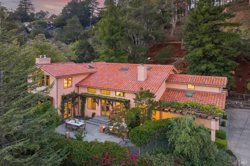 528 Montford Ave, Mill Valley, CA, 94941-3316 | Card Image