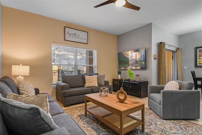 8963 Coco Palm Rd, Townhouse with 4 bedrooms, 3 bathrooms and null parking in KISSIMMEE FL | Image 9