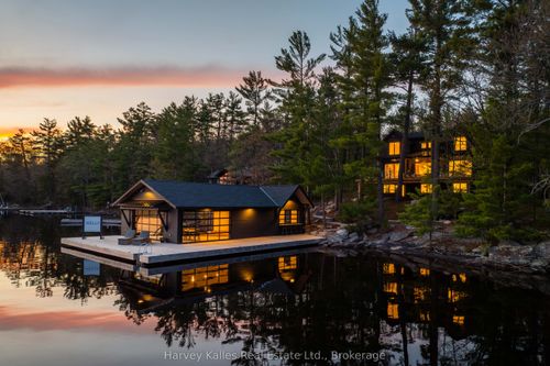 2-1029 E Rankin Rd, Muskoka, ON, P0B1J0 | Card Image