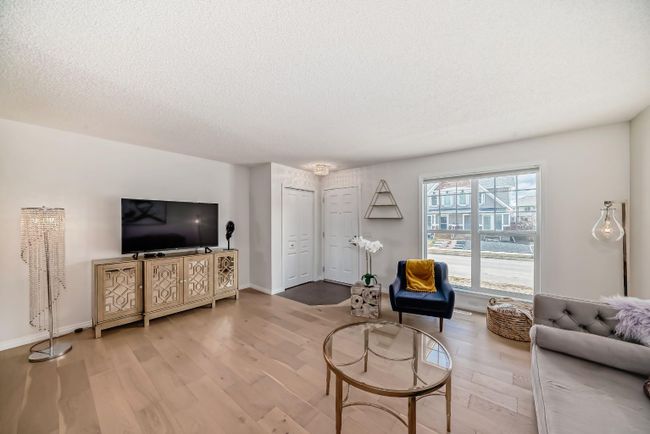 15 Elgin Meadows Park Se, Home with 4 bedrooms, 3 bathrooms and 2 parking in Calgary AB | Image 9
