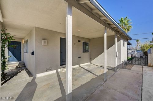 700 Easy Street, Las Vegas, NV, 89107 | Card Image