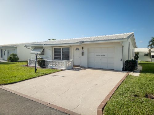 1004 Sw 3rd Ave, Boynton Beach, FL, 33426-4713 | Card Image
