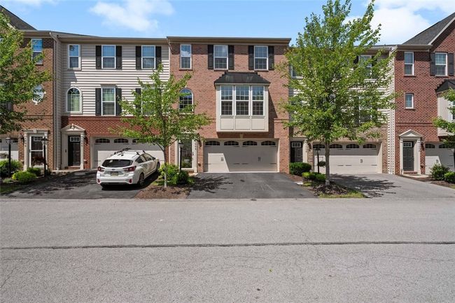 1004 Pointe View Dr, Townhouse with 3 bedrooms, 3 bathrooms and 2 parking in Mars PA | Image 36