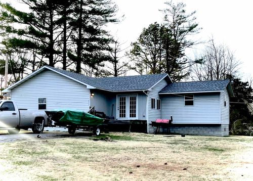 225 Arrowhead Dr, Goreville, IL, 62939-3249 | Card Image