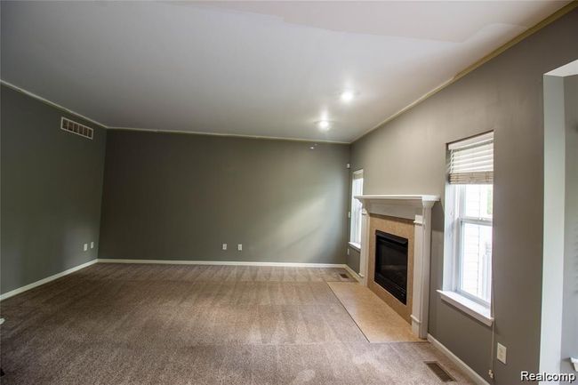1058 Arthur Dr, House other with 4 bedrooms, 3 bathrooms and null parking in Troy MI | Image 5