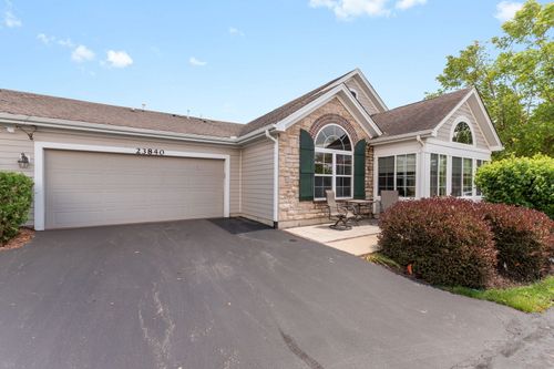 23840 Dayfield Dr, Plainfield, IL, 60586-7711 | Card Image