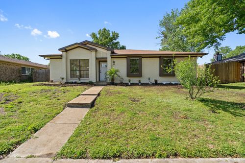 1742 Canterbury Ln, Lewisville, TX, 75067-3245 | Card Image