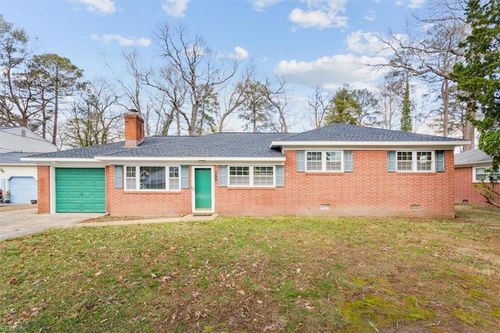 203 Mill Rd, Yorktown, VA, 23693-3302 | Card Image