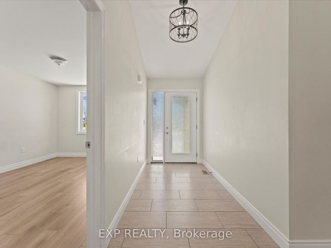2540 Pillette Rd, House attached with 2 bedrooms, 2 bathrooms and 2 parking in Windsor ON | Image 4