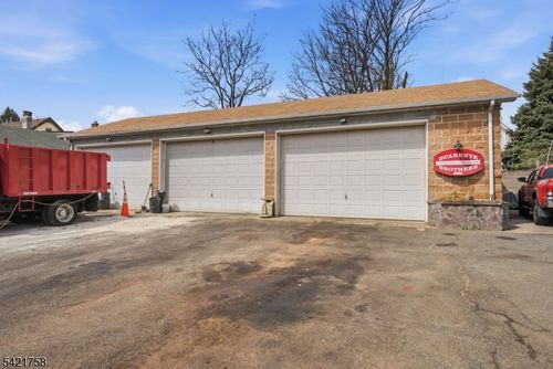 437 Burnside St, Orange, NJ, 07050-4202 | Card Image