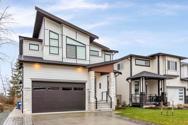 10509 Mcveety Street, House other with 6 bedrooms, 4 bathrooms and 4 parking in Maple Ridge BC | Image 2