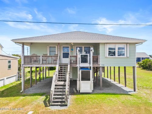 713 Channel Blvd, Topsail Beach, NC, 28445-7928 | Card Image