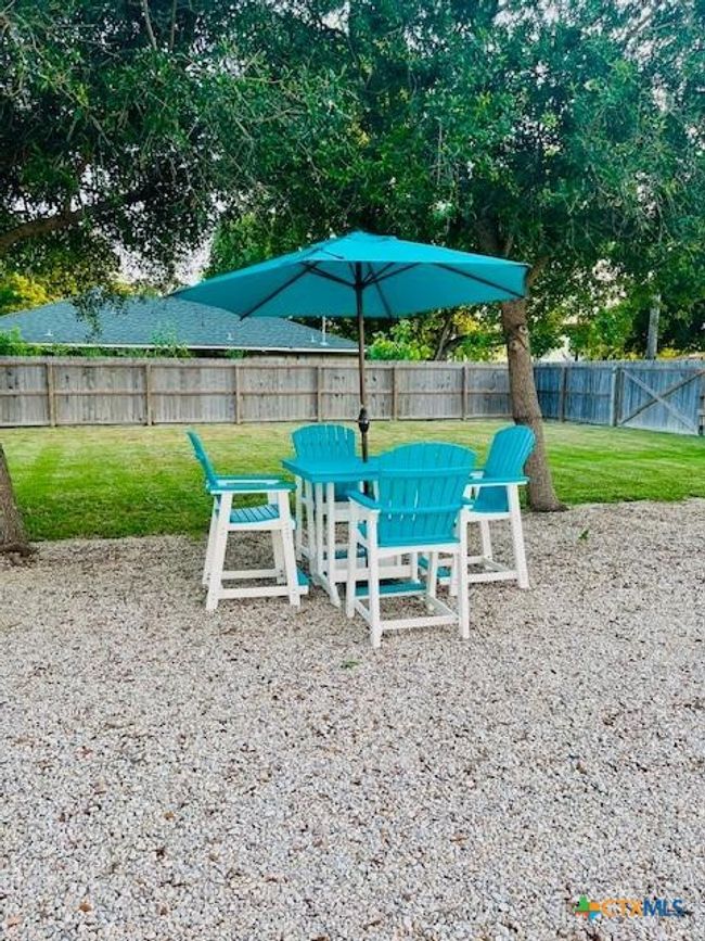 310 N 10 Th St, House other with 5 bedrooms, 4 bathrooms and null parking in Port O Connor TX | Image 22