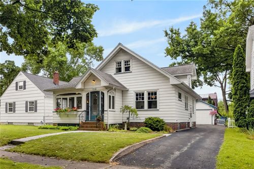 89 Edgemont Rd, Rochester, NY, 14620-4536 | Card Image