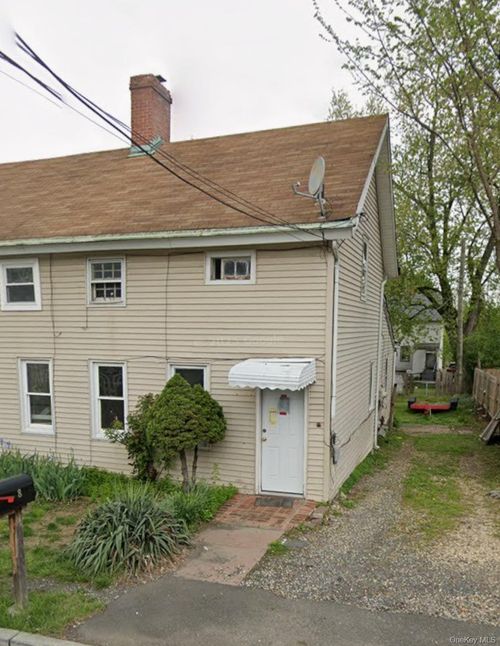 8 Norris St, Garnerville, NY, 10923-1205 | Card Image