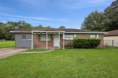 9270 Mclean St, Beaumont, TX, 77707-1225 | Card Image