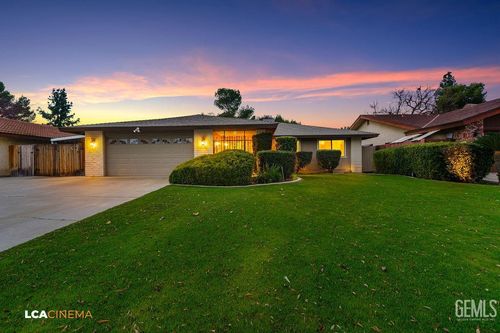 513 Bermuda St, Bakersfield, CA, 93309-2900 | Card Image