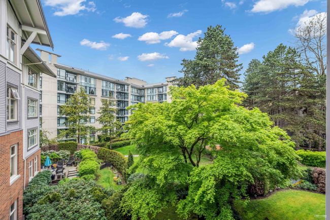311 - 4883 Maclure Mews, Condo with 2 bedrooms, 2 bathrooms and 2 parking in Vancouver BC | Image 12