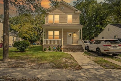 1425 Seaboard Ave, Chesapeake, VA, 23324-2233 | Card Image