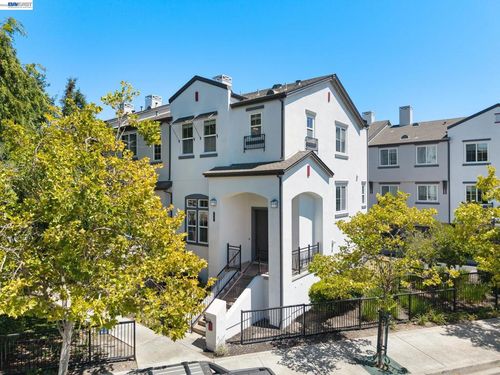7981 Bellina St, Dublin, CA, 94568-1387 | Card Image
