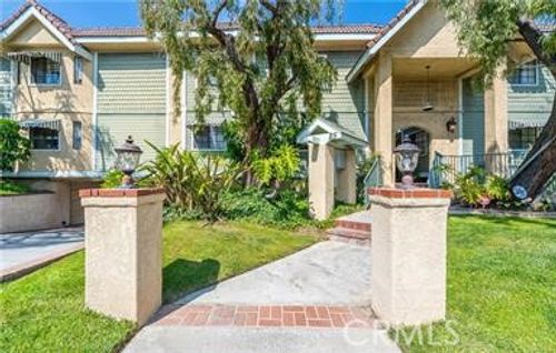 f-25 Palmetto Dr, Alhambra, CA, 91801-5906 | Card Image