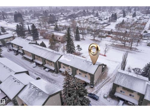 896 Abbottsfield Rd Nw, Edmonton, AB, T5W4R4 | Card Image