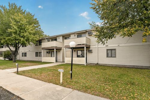 a207-2106 Valleyhigh Dr Nw, Rochester, MN, 55901-4300 | Card Image