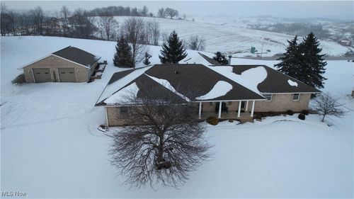 1405 Cherry Ridge Drive Sw, Sugarcreek, OH, 44681 | Card Image