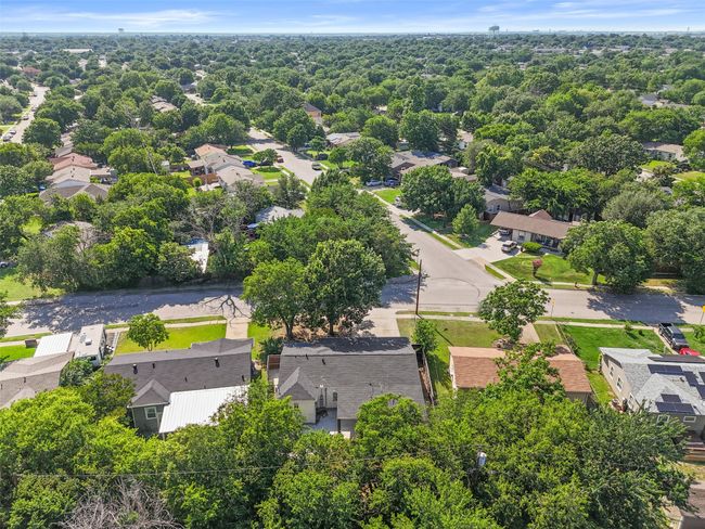 Aerial perspective of suburban area | Image 26