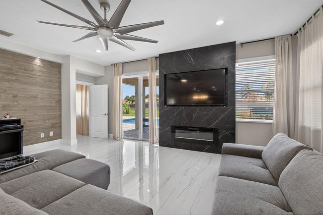 12041 Cypress Key Way, House other with 5 bedrooms, 3 bathrooms and null parking in Royal Palm Beach FL | Image 26