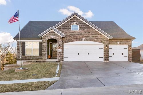 17513 Wyman Ridge Dr, Eureka, MO, 63025-4031 | Card Image