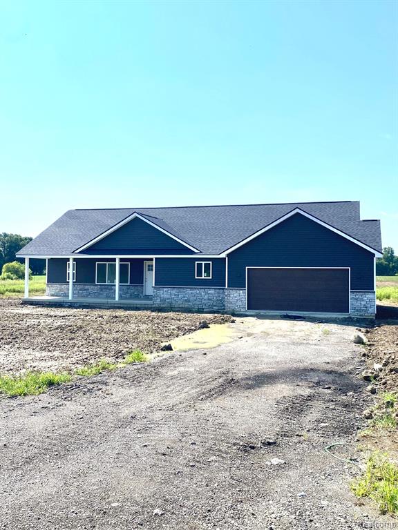 Emerald Ln, Almont, MI 48003
