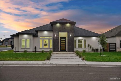 8003 N 48th Ln, McAllen, TX, 78504 | Card Image