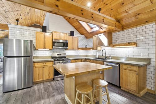 18 Third Street, Windham, NH, 03087 | Card Image