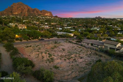 69-6040 N 41st St, Paradise Valley, AZ, 85253-3907 | Card Image